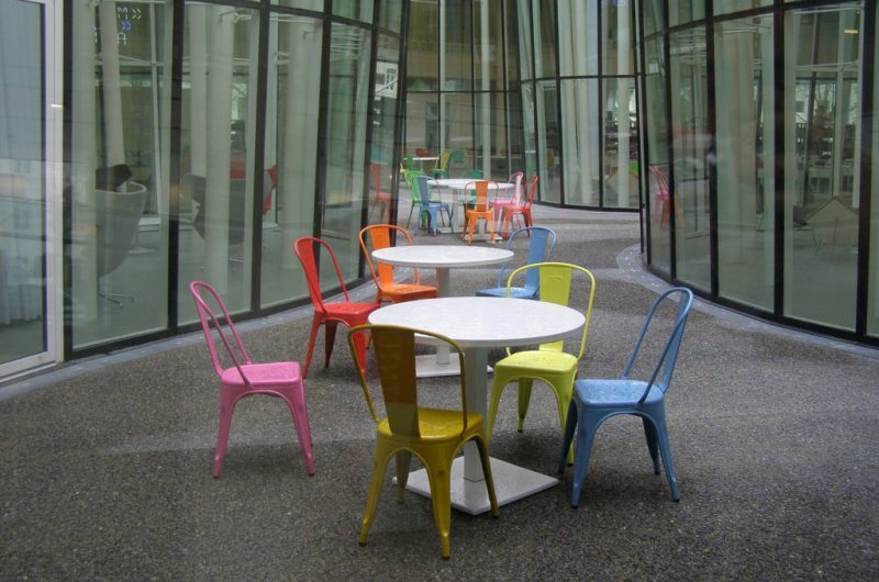 mediatheque-4-1-6fc77a499767480f92c8b88619a6fdc0