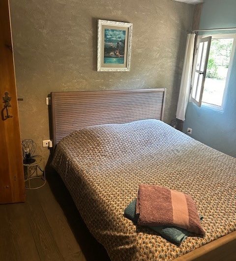 preillouse chambre 1 sur 2