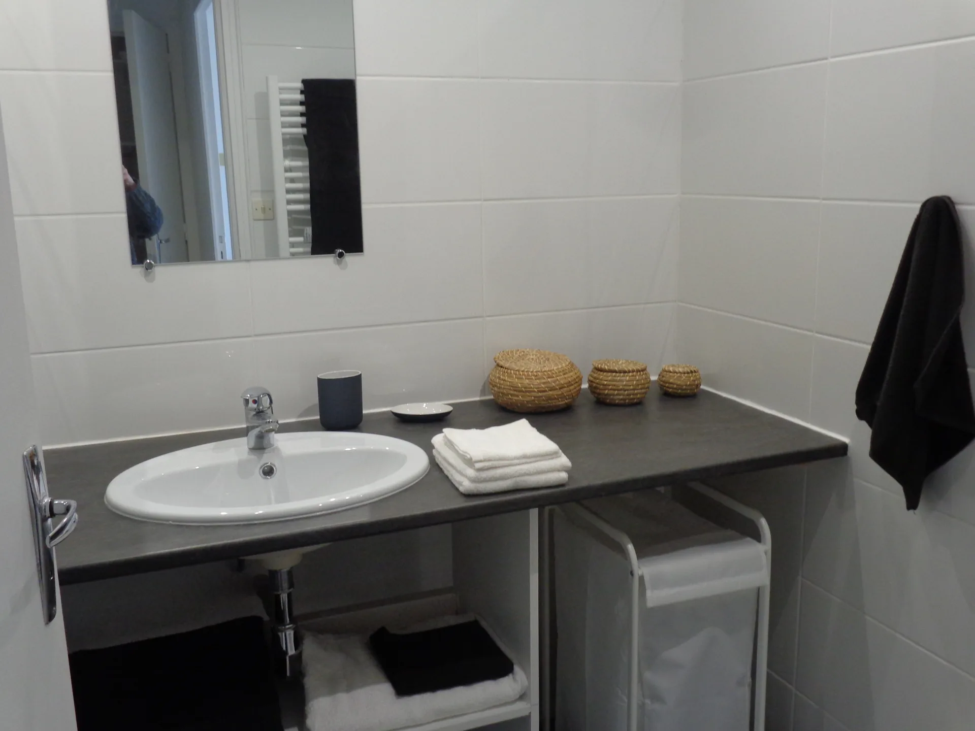 sdb-f3a4d5ca91e24226ba5a6aa40ffbb6a3