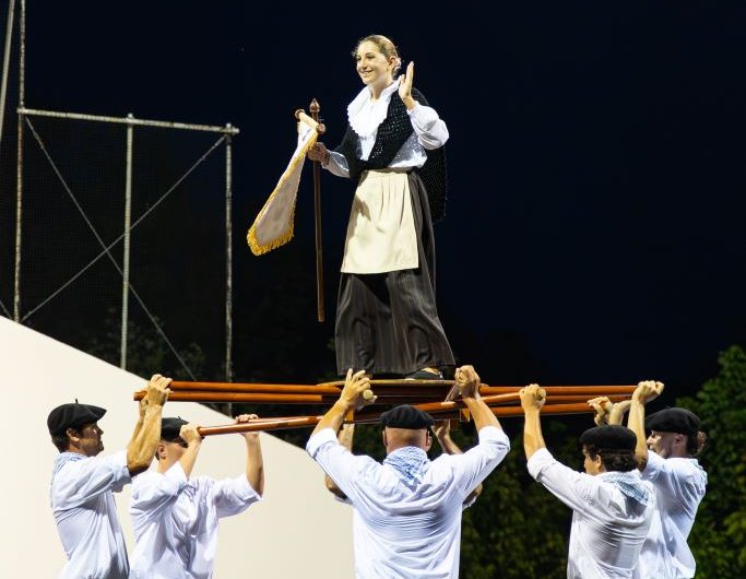 soirée_basco_landaise_moliets2_08.2025 OTI Landes Atlantique Sud echasse