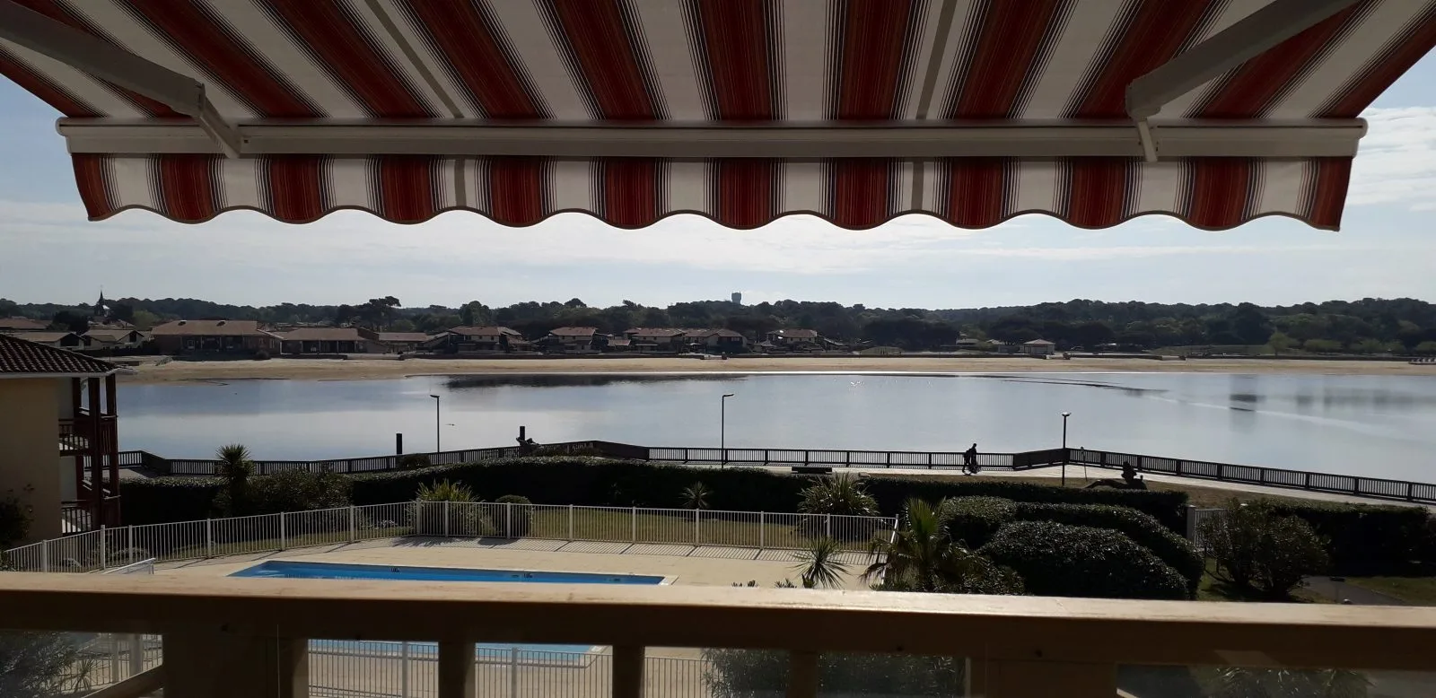 vue-de-la-terrasse-8